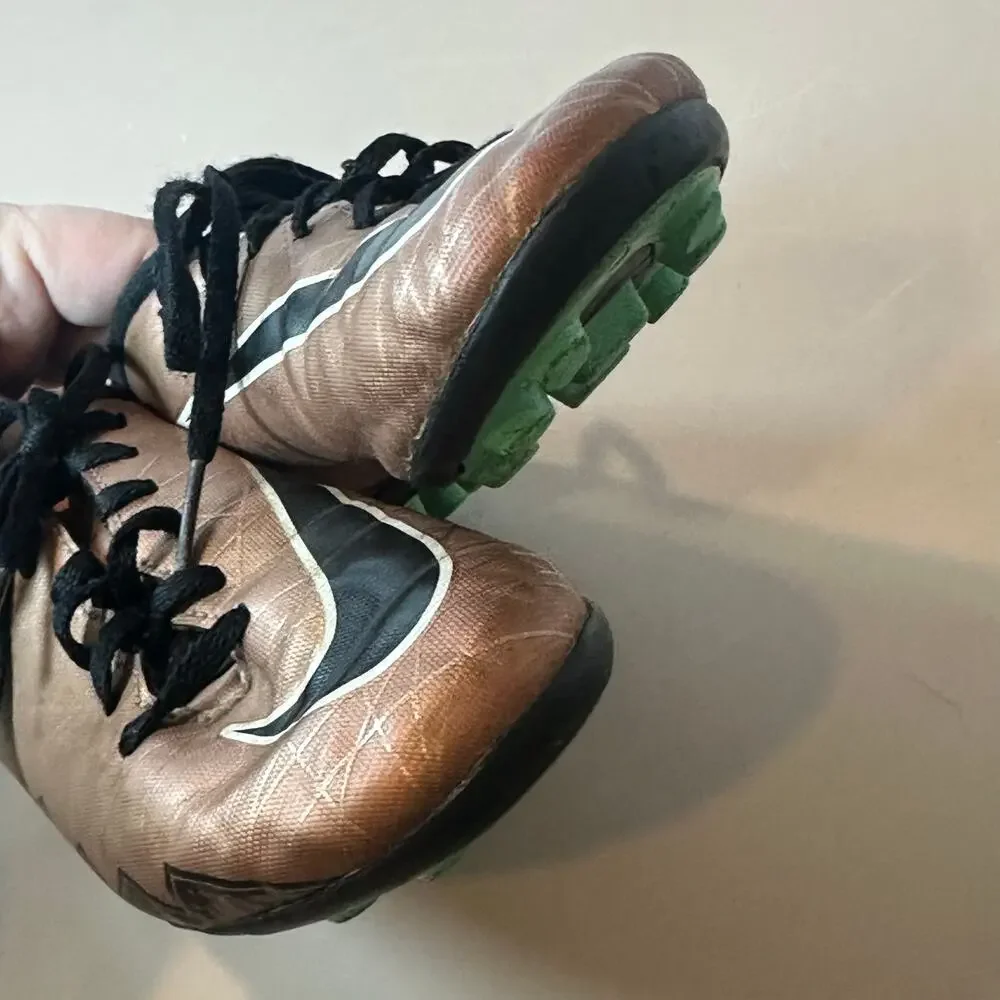 Nike Soccer Cleats Hypervenom Phade 2 FG-R GS Metallic Brown Gold Black Size 1.5